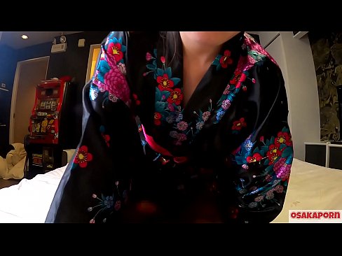 ❤️ فتاة شابة تنكرية تحب ممارسة الجنس مع هزة الجماع مع بخ في فارس وسام. فتاة آسيوية مع كس مشعر وأثداء جميلة بالزي الياباني التقليدي في فيديو للهواة يظهر الاستمناء مع اللعب اللعينة. ساكورا 3 أوساكابورن. ❤️